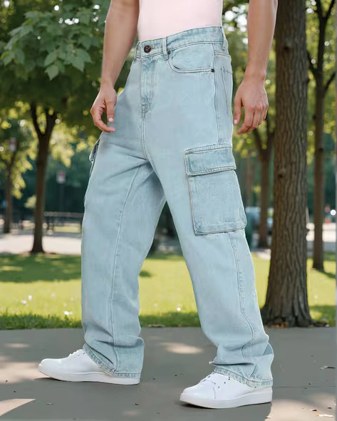 Cargo-Style Baggy Jeans