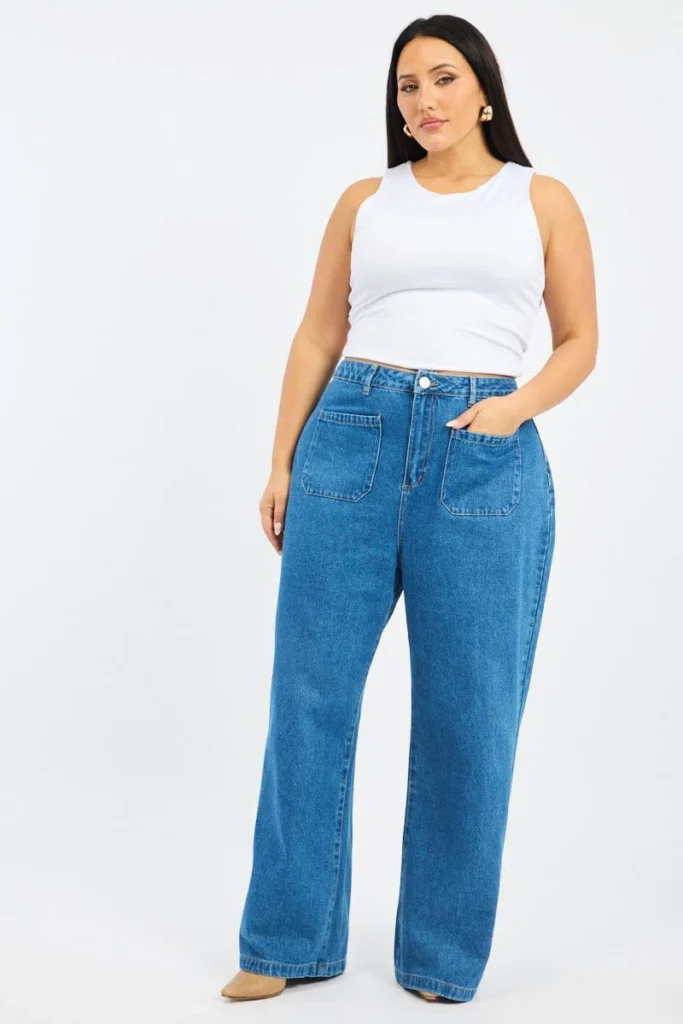Fitted top with baggy jeans